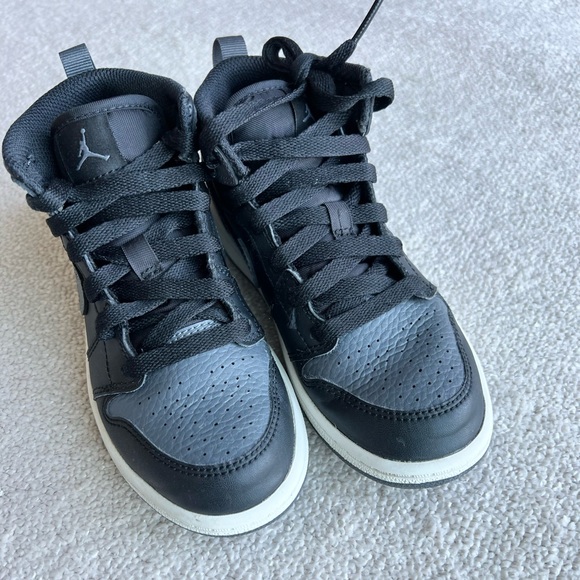 Jordan 1 MID BP Black/Dark Grey Summit White Shoes 12.5C - Picture 11 of 11